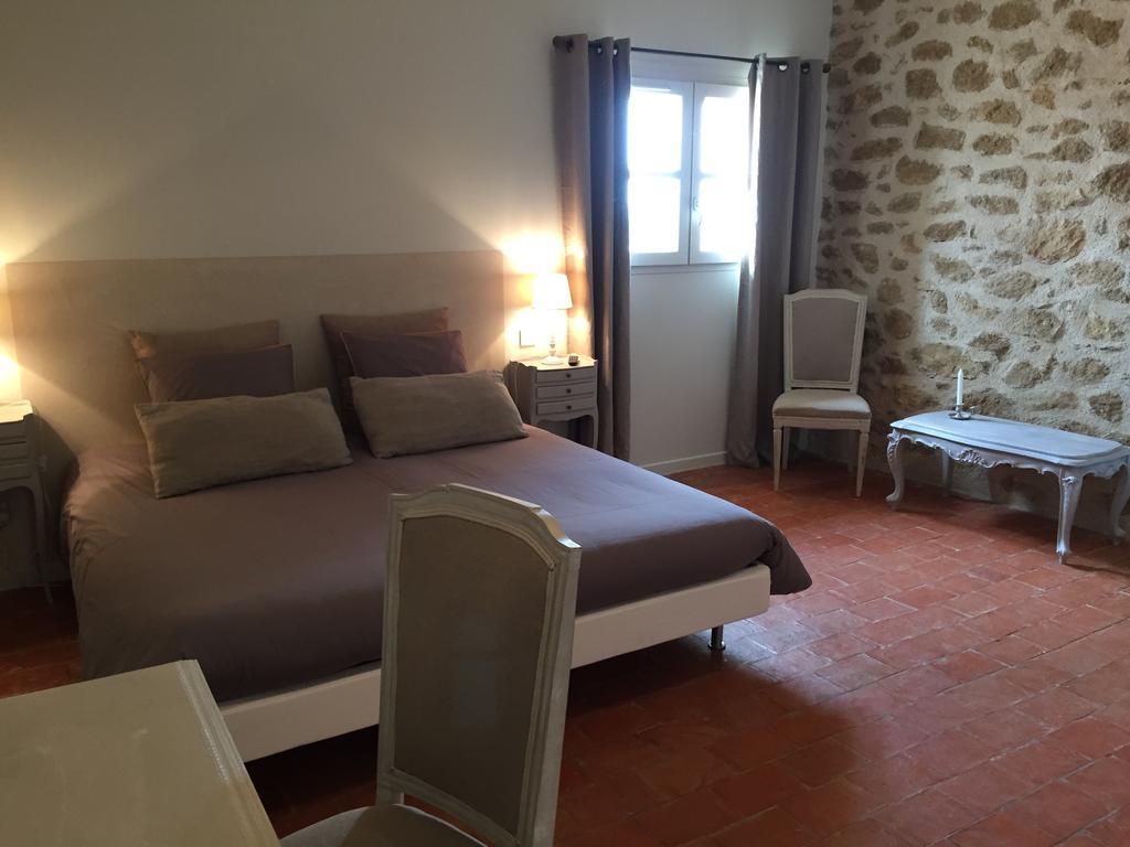 Bed & Breakfast La Rivayne Lourmarin